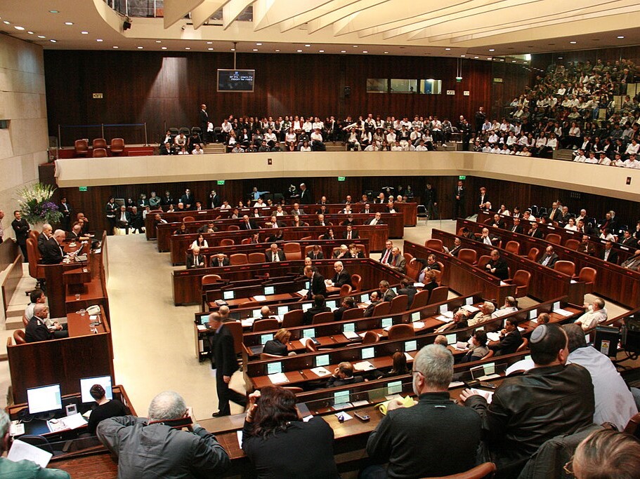 الحرب على إيران تضع إقرار الميزانية على المحك: مخاوف في وزارة المالية وسيناريوهات سياسية مفتوحة