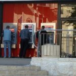 اتحاد البنوك: فرض ضريبة جديدة على البنوك سيضر بصناديق التقاعد ويرفع كلفة القروض