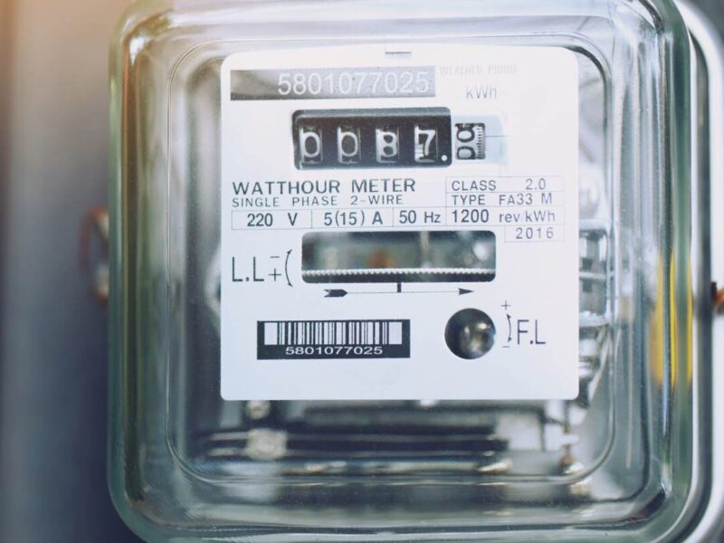 الشهر المقبل: ارتفاع فاتورة الكهرباء على كلّ أسرة بهذا المقدار