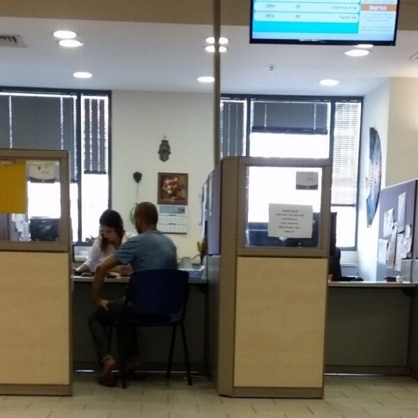 750 ألف عاطل عن العمل في مارس بسبب الحرب