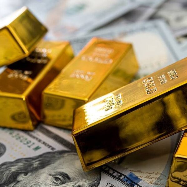 على عكس المتوقع: لماذا لم ترتفع أسعار الذهب خلال الحرب؟