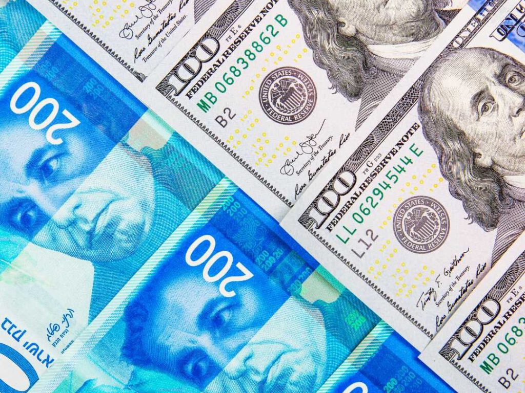 الدولار واليورو يرتفعان أمام الشيكل... واستمرار تدفّق الاستثمارات الأجنبية رغم الحرب 5 shekel