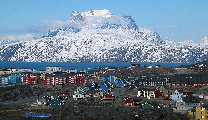 الصفقات الاقتصادية وسيلة ترامب الجديدة للسيطرة على غرينلاند