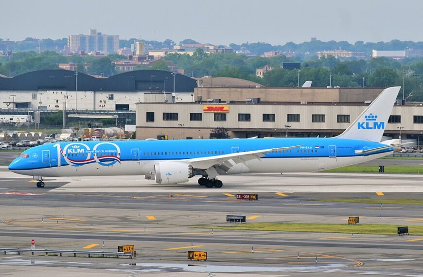 شركات الطيران خائفة.. ووزارة المواصلات تحاول طمأنتها