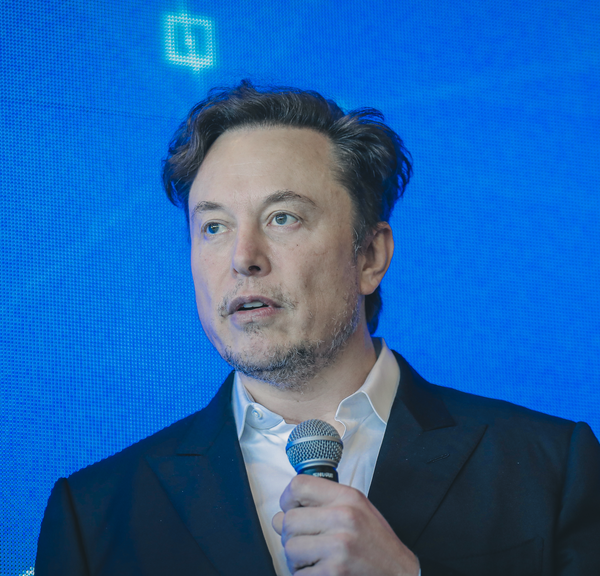 هل يُكلِّف الذكاء الاصطناعي ماسك إمبراطوريته؟