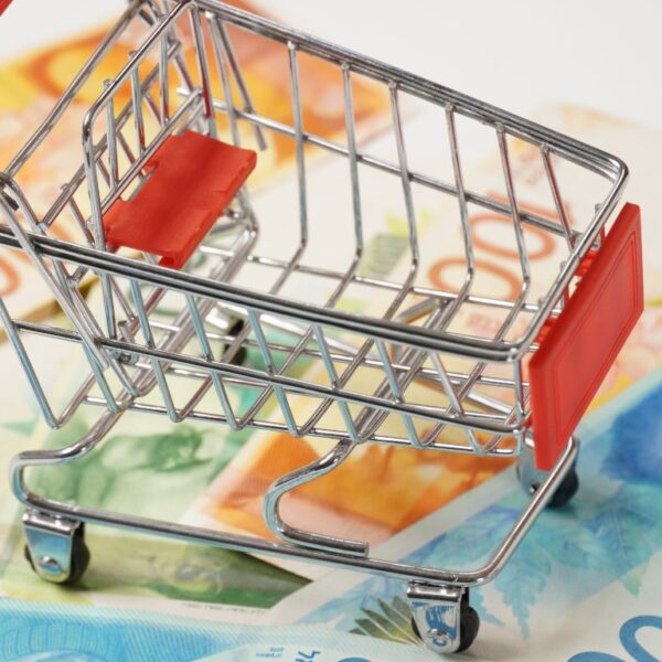 في رمضان: المُصنّع العربي “يضحي” بأرباحه ليتجنّب رفع الأسعار