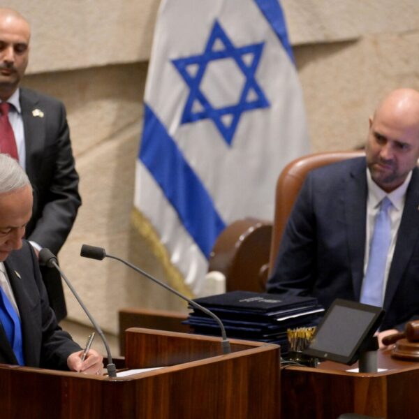 نتنياهو يرفع ميزانية وزارة الدفاع في اللحظة الأخيرة وأموال إضافية للمستوطنين