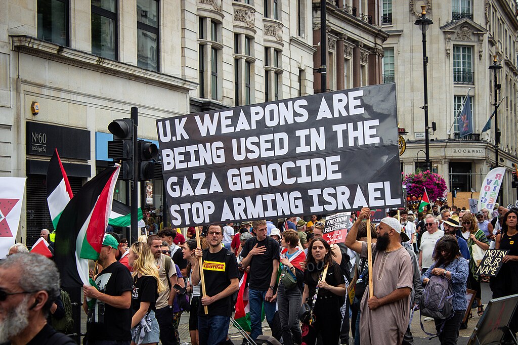 1024px Trafalgar Square Gaza Protest 53983687790