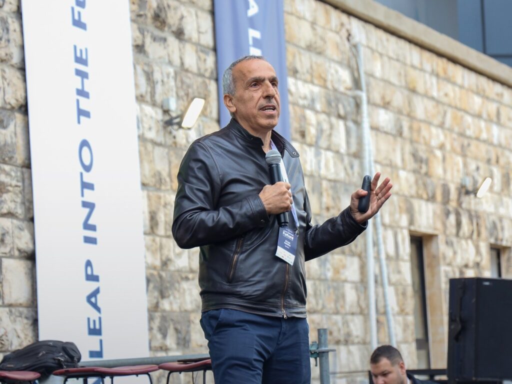 الدكتور زياد حنا، الصورة: بلطف من صفحة جمعية حاسوب على فيسبوك