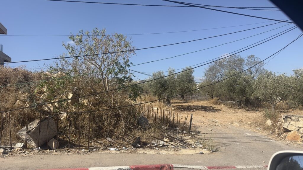 68934393b2cf73773979338b ירכא33