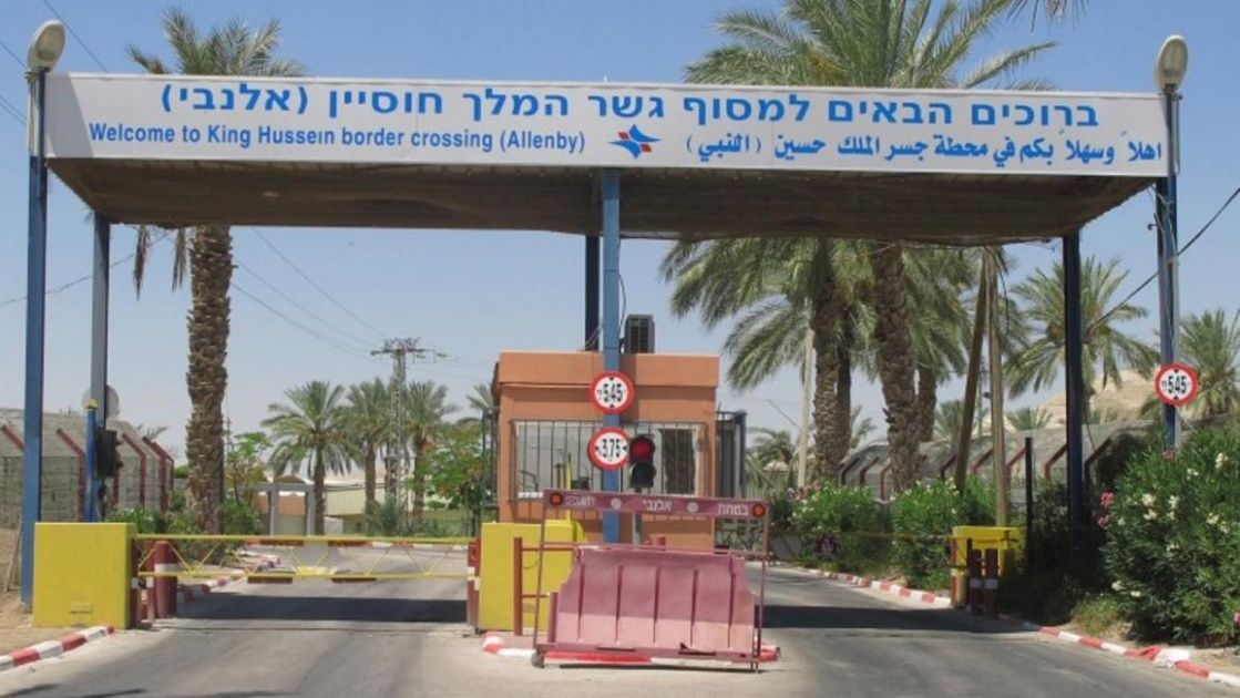 "العليا" تطالب بتمديد ساعات عمل جسر الملك حسين (اللنبي)