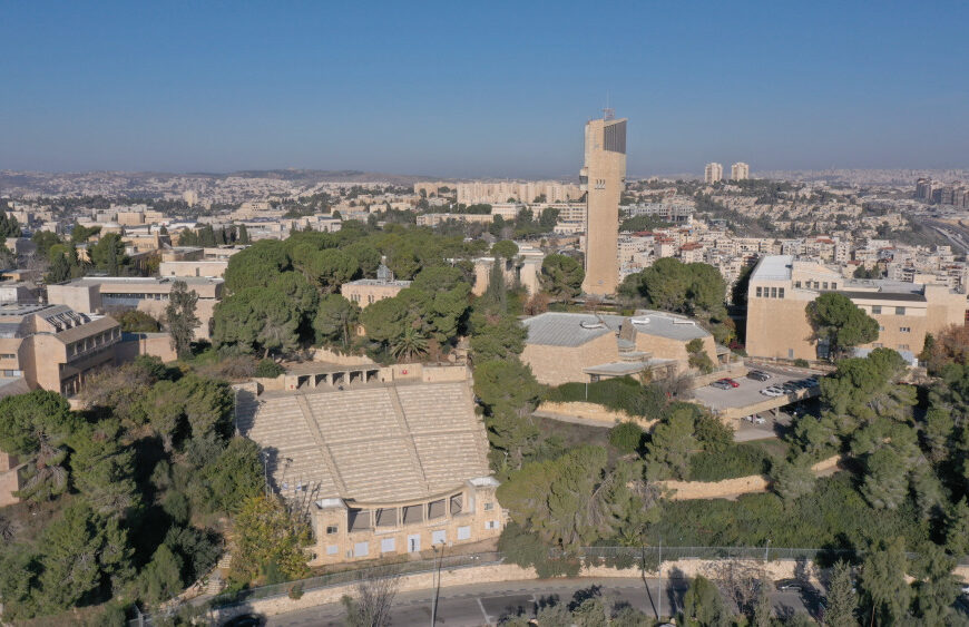 تسييس التعليم: مشروع قانون جديد يتيح للحكومة السيطرة على التعليم العالي وميزانياته