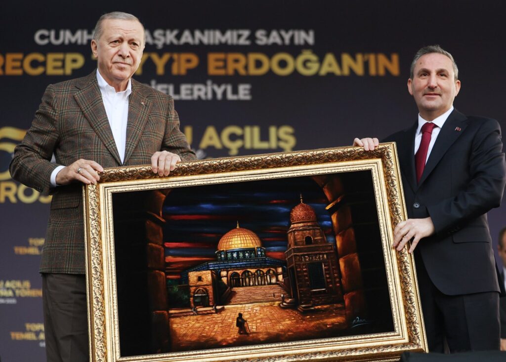 559361831 1221277390045885 6460613792614236629 n