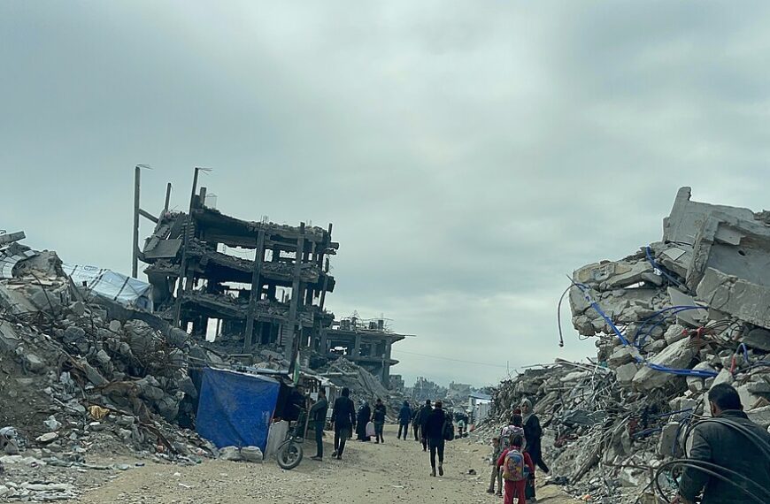 غزة: حين تصبح ملابس العيد رفاهية