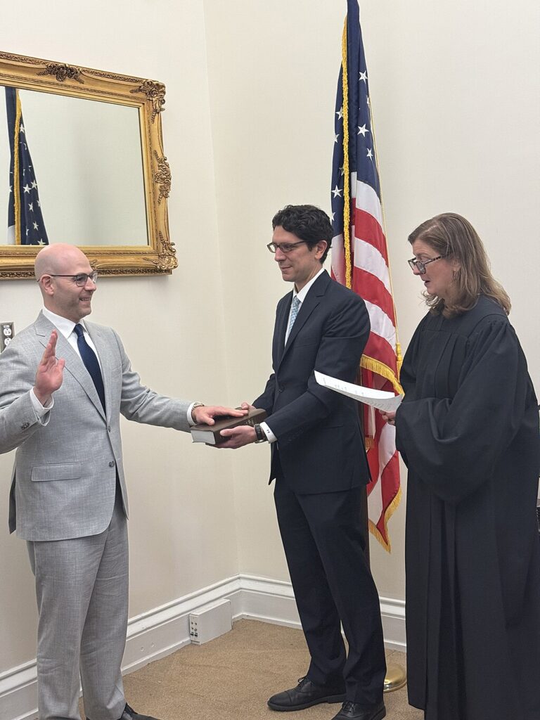 1024px Stephen Miran is sworn in September 2025