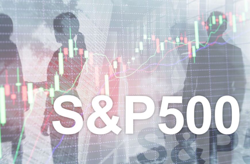 ارتفاع تاريخي لمؤشر S&P 500 يثير مخاوف تكرار سيناريو "الاثنين الأسود"
