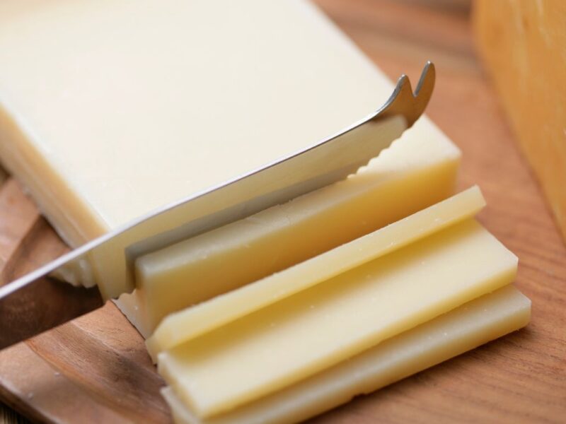 هذه أسعار الجبنة الصفراء المعفاة من الجمارك