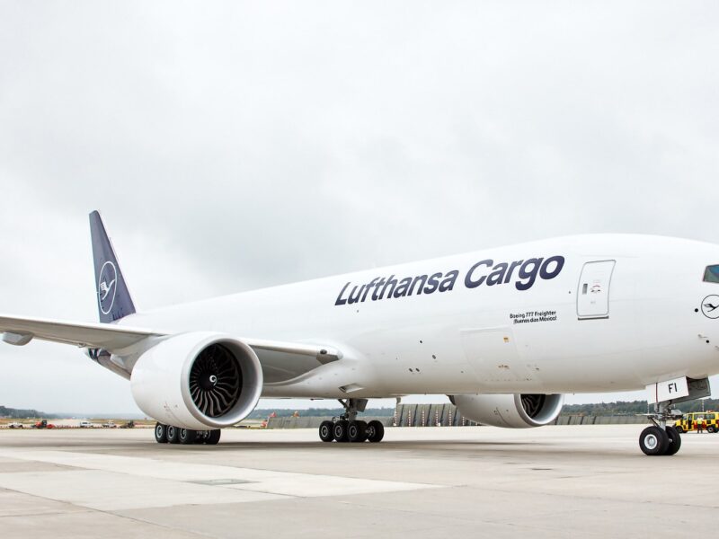 لوفتهانزا تفاجئ إسرائيل: إعلان وقف شحن الأسلحة إليها تزامن مع زيارة ميرتس