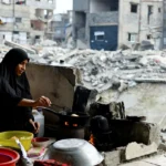 كيف تمكن نشطاء عرب ويهود من تفادي الحظر البنكي على التبرع لغزة؟