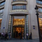 أزمة فاخرة: من سيرث عرش إمبراطورية LVMH؟