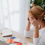 دراسة جديدة: الضغوط الاقتصادية تضغط على قلبك قبل جيبك