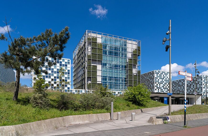 لتحقيقها ضد إسرائيل: ترامب يحوّل حياة قضاة المحكمة الجنائية لجحيم