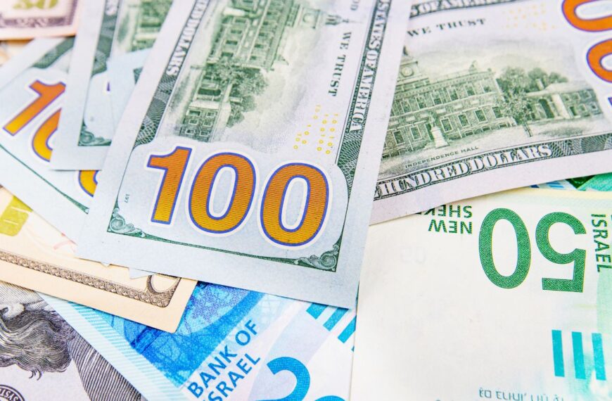 عودة التوترات في هرمز ترفع الدولار إلى مستوى 3 شيكل