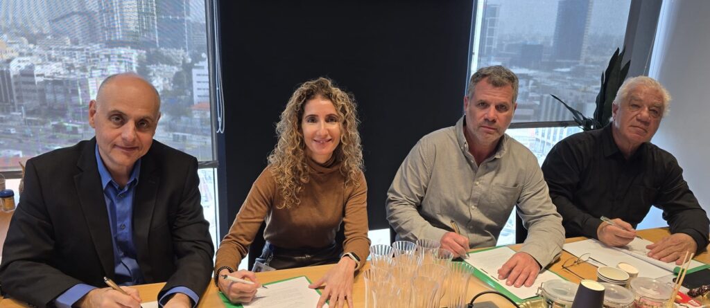 منح وزيادات في الأجور: اتفاقية عمل للأطباء البيطريين بالسلطات المحلية 4 من حفل التوقيع - الصورة: الهستدروت