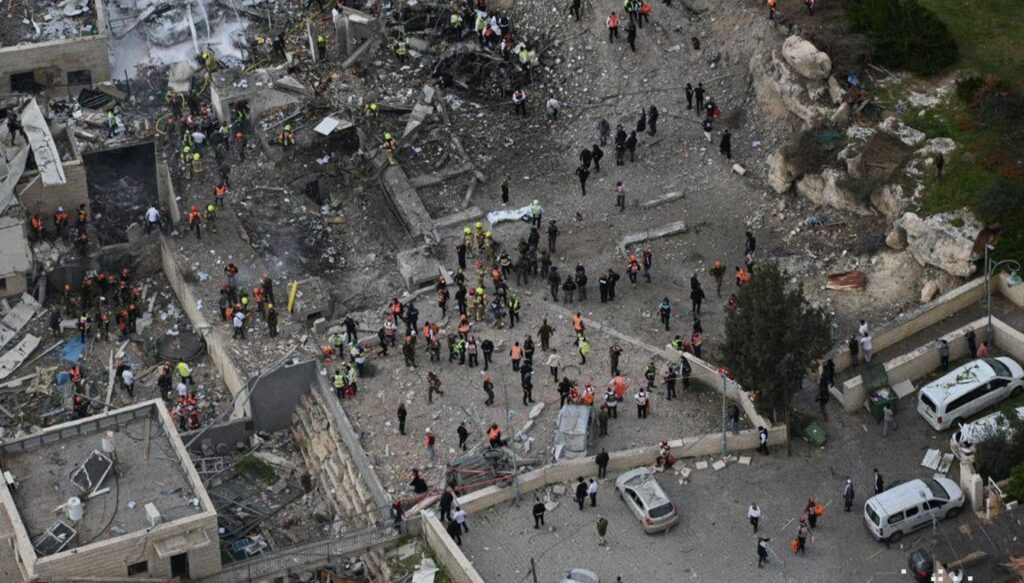 موقع سقوط الصاروخ الإيراني في بيت شيمش، الصورة: مواقع التواصل