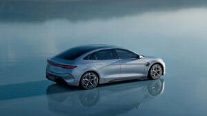 سوق السيارات بالبلاد قد يكون أكبر المستفيدين من تعطل تصدير السيارات الصينية إلى دول الخليج وإيران 11 سوق السيارات بالبلاد قد يكون أكبر المستفيدين من تعطل تصدير السيارات الصينية إلى دول الخليج وإيران