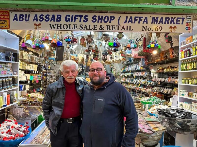 69e08a3d8e0661abb7b13b4a סראג אבו עסב משמאל