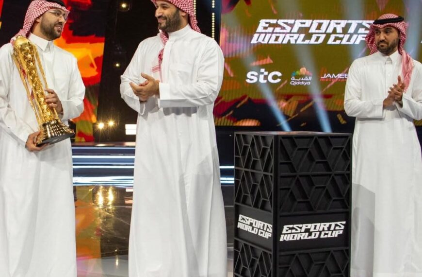 من مدمن عليها إلى أكبر لاعب اقتصادي فيها: كيف حوّل ابن سلمان السعودية إلى قبلة الألعاب الإلكترونية؟