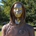 بعد تحقيق استمر عام: هل كُشِفَتْ هوية مخترع بيتكوين؟ 7 بعد تحقيق استمر عام: هل كُشِفَتْ هوية مخترع بيتكوين؟