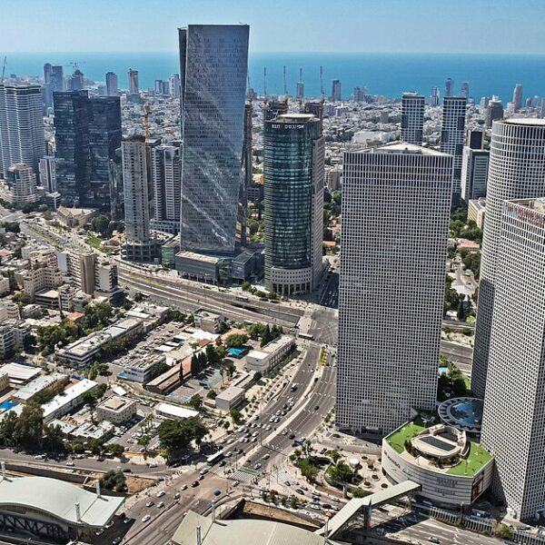 الناتج المحلي يقفز 15.4%، والتصنيع في الخارج يعزّز النمو