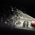 انهيار الدولار أصبح مشكلة كبيرة في الاقتصاد الإسرائيلي