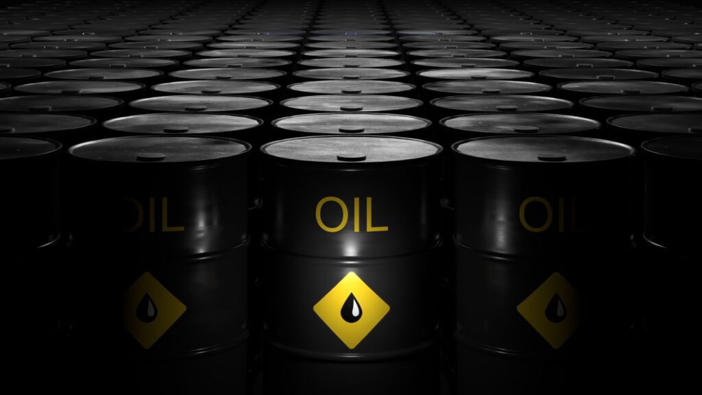 النقص في إمدادات النفط سيستمر هذا العام.. لكنّ الاتفاق سيُغرق الأسواق في 2027 2 oil