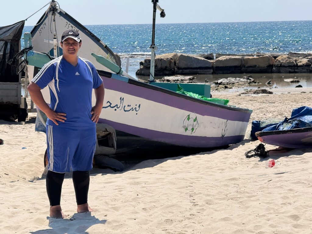 البحر من أمامكم والسلطات من ورائكم: هكذا قضت الدولة على صيادي الأسماك في جسر الزرقاء 6 חמאמה גרבאן