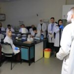 طفرة 1100% خلال 10 سنوات: آلاف الفتيات من المجتمع العربي تختار دراسة المهن الطبية في الجامعات الفلسطينية