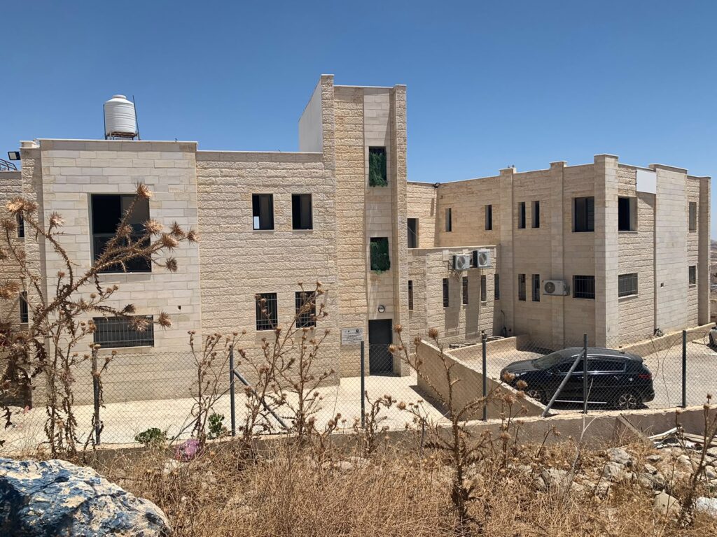 مدينة مباحة: المخدرات تجتاح القدس الشرقية والسلطات تتفرج 6 c23e23f6 6e6d 48ab 8965 2cd58397146b