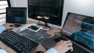 ارتفاع بطالة المبرمجين 9% خلال شهرين.. وتراجع البطالة في مجالات الهايتك الأخرى 8 ارتفاع بطالة المبرمجين 9% خلال شهرين.. وتراجع البطالة في مجالات الهايتك الأخرى
