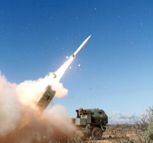 رويترز: الحرب مع إيران استنزفت معظم مخزون الولايات المتحدة من الصواريخ الدقيقة 5 رويترز: الحرب مع إيران استنزفت معظم مخزون الولايات المتحدة من الصواريخ الدقيقة