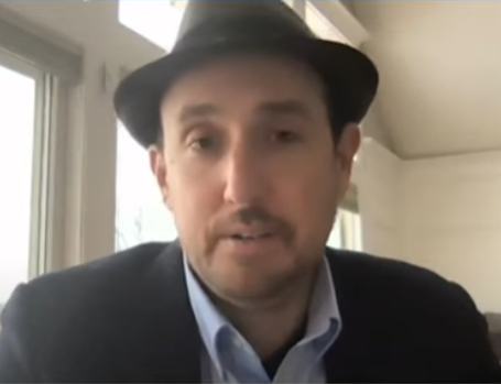 هدية بـ 6 ملايين دولار تطيح برئيس تحرير المحتوى في مجلة "فوربس" 2 Randall Lane born 1968 at World Economic Forum Davos 2021