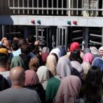 "بدك تثبتي إنو طفلك مقدسي؟ فرجينا ثلاجتك" 12 “بدك تثبتي إنو طفلك مقدسي؟ فرجينا ثلاجتك”