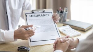 أرباح منورا مفتاحيم ترتفع 10% إلى 785 مليون شيكل