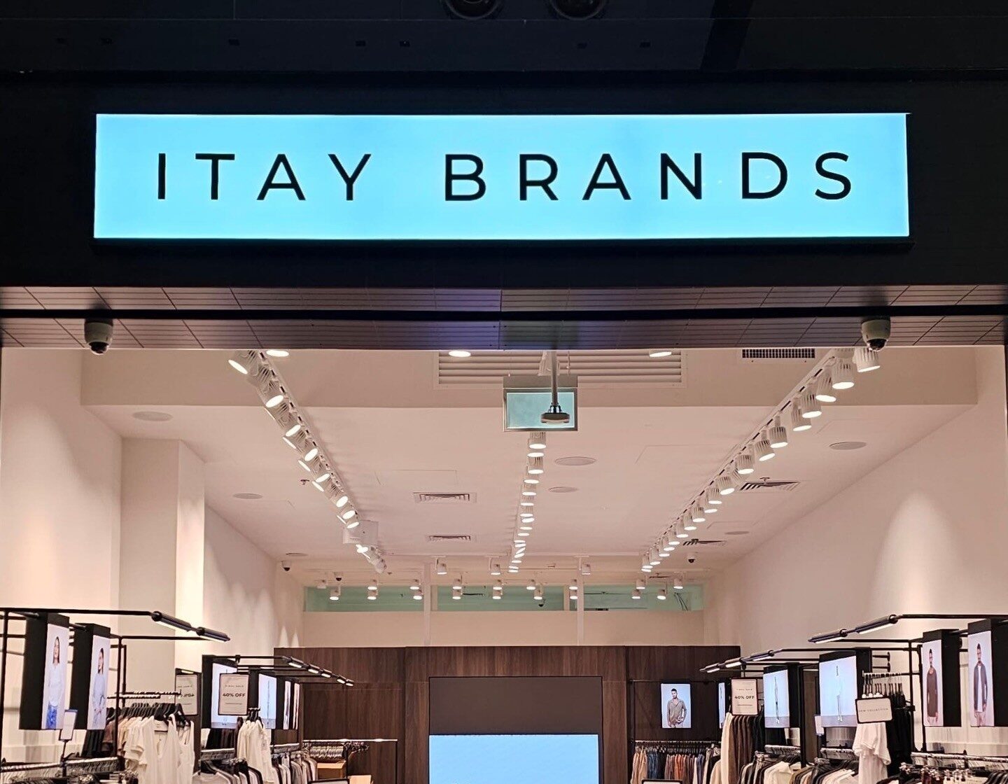 فوكس تستثمر 11.5 مليون شيكل في ITAY BRANDS وترفع حصتها إلى 63%