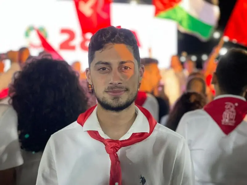 عشية الانتخابات الجدل حول الخدمة المدنية يحتدم بين القيادات العربية، فماذا يقول الشباب؟ 8 6a9d3f1c2dd130cc0fb63ad7 חוסיין חלאג באדיבות המצולם