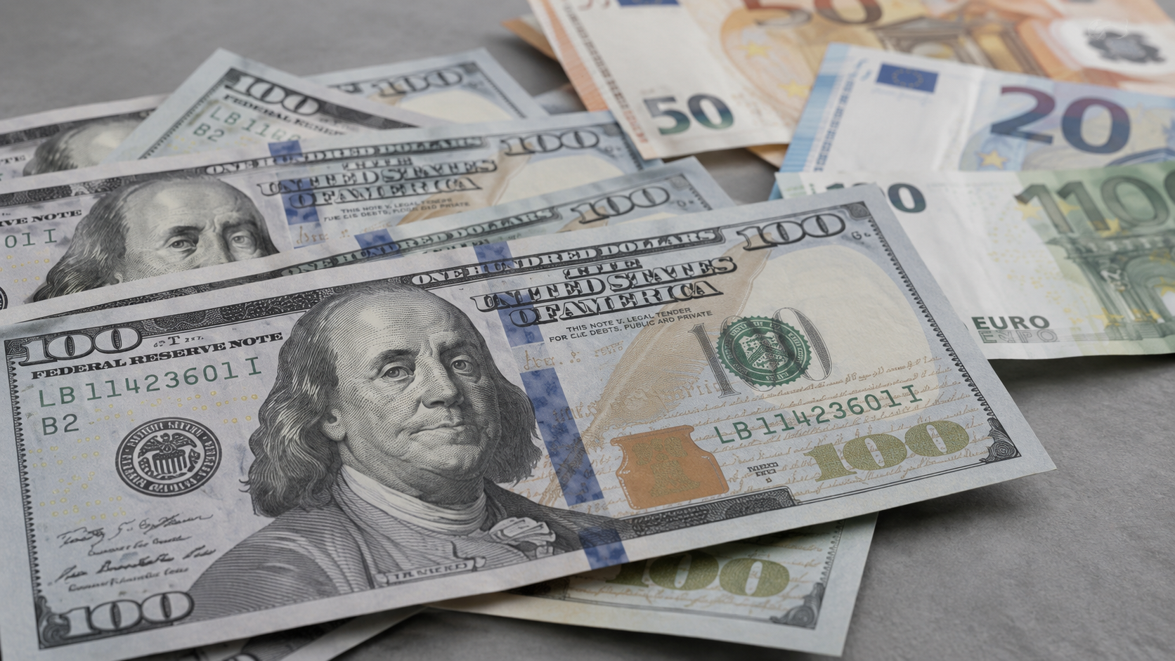 الدولار يستقر فوق 3.02 شيكل.. وترقب لرفع الفائدة الأوروبية