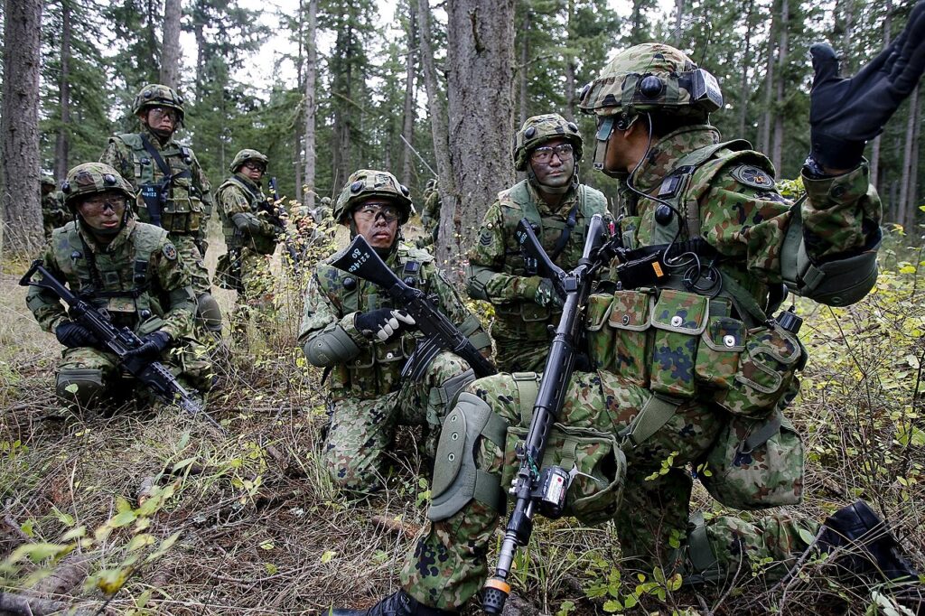 اجتماعات مكثّفة وشراكة مرتقبة: الساموراي الياباني يطرق باب شركات الأسلحة الإسرائيلية 2 JGSDF 22nd Inf. official