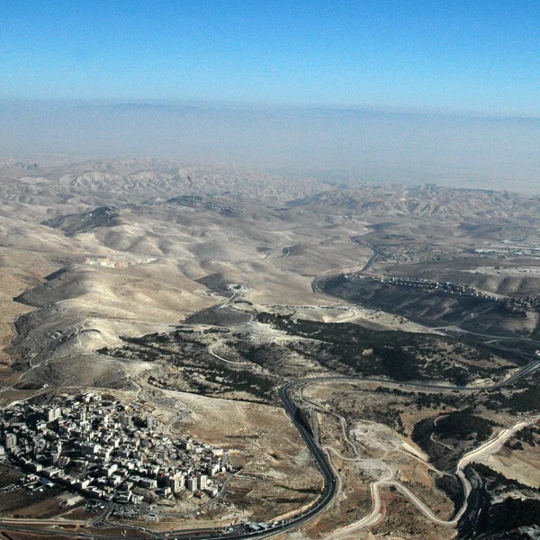 رغم العقوبات الأوروبية: عطاءات جديدة في مشروع E1 لبناء آلاف الوحدات الاستيطانية