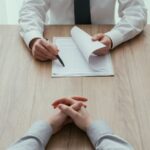 البطالة تراجعت في أغسطس، وكذلك فرص العمل